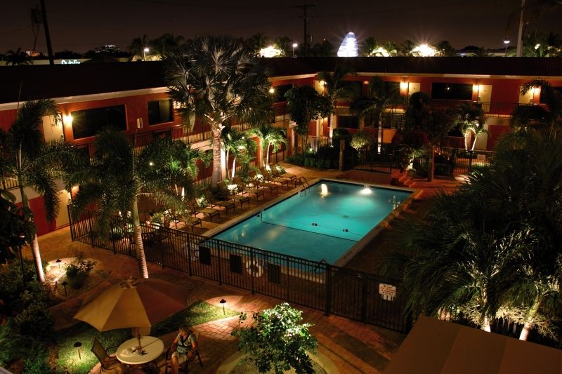 Away Inn Lauderdale-by-the-Sea ภายนอก รูปภาพ