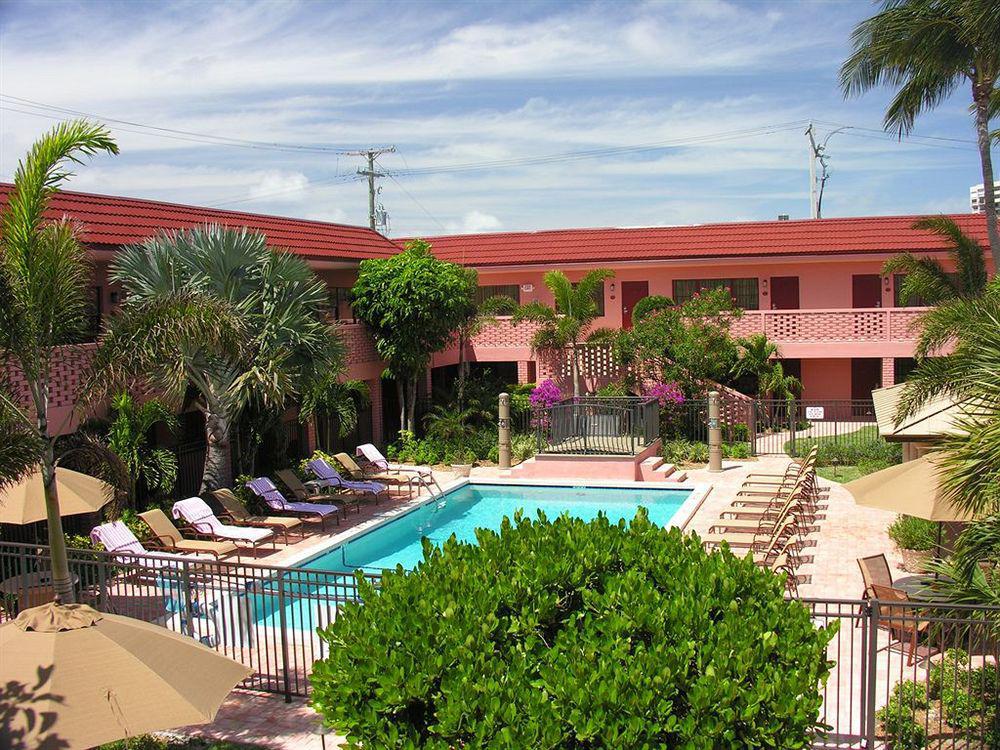 Away Inn Lauderdale-by-the-Sea ภายนอก รูปภาพ